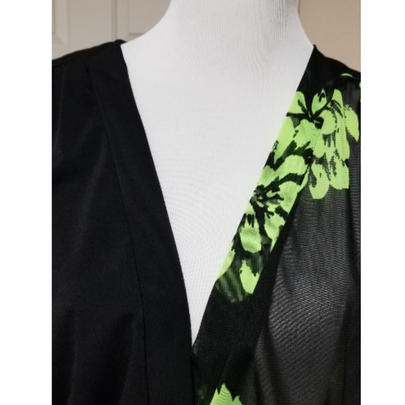🆕️1 LEFT👉A3 Design Black & Green Floral Bodysuit - Picture 5 of 8